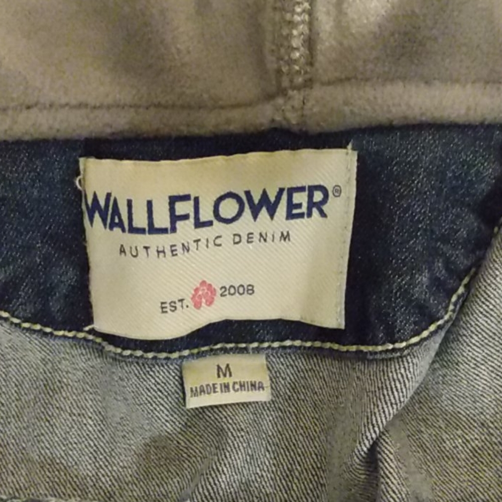 Jacket - Picture 3 of 3